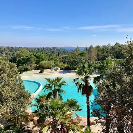 Les Restanques Rez Jardin 2063 *